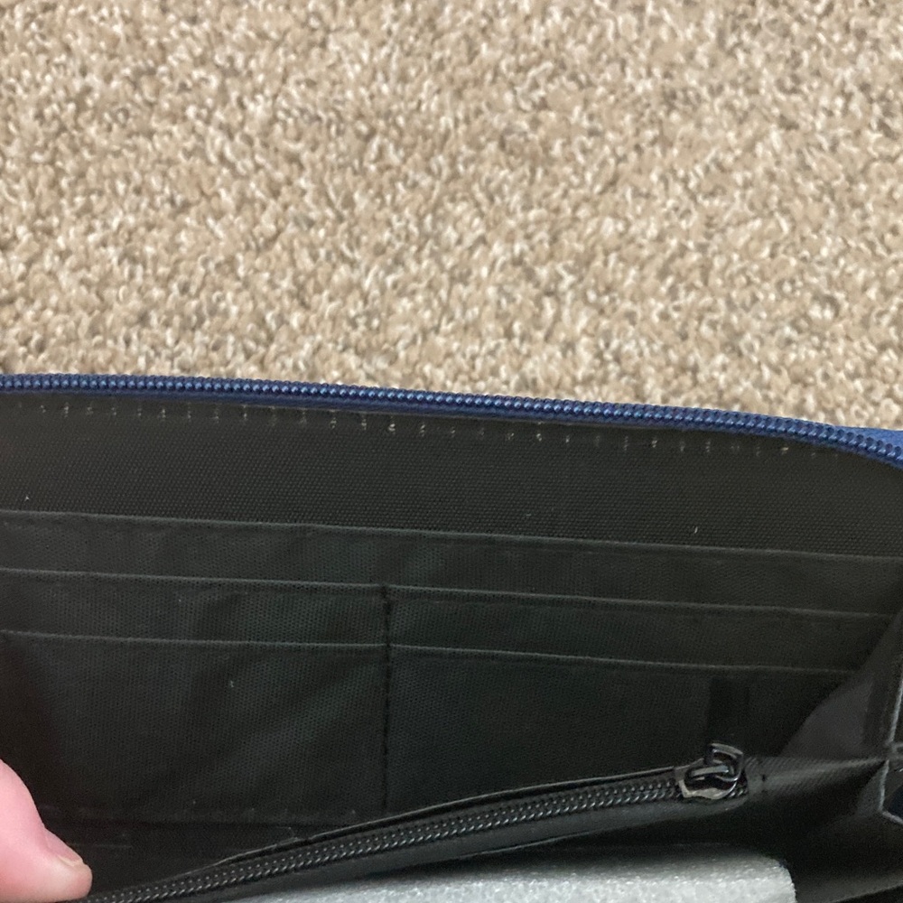 Floral Navy Women's Wallet - Picture 5 of 6